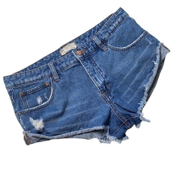 Free People Irreplaceable Cut Off Shorts Distressed Fray - Picture 12 of 12